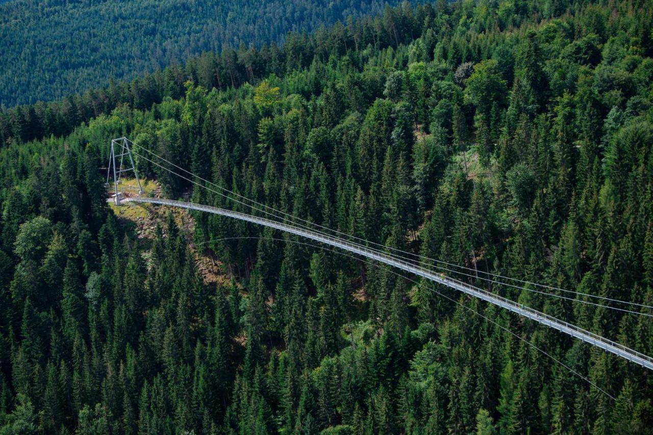 Gaestehaus Kuehnle Lägenhet Bad Wildbad Exteriör bild