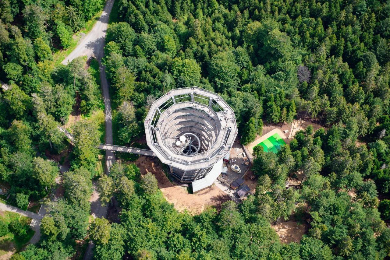 Gaestehaus Kuehnle Lägenhet Bad Wildbad Exteriör bild